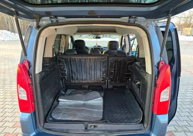 PEUGEOT Partner Tepee 110 Family