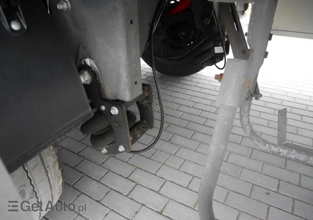 KRAKER Ruchoma Podłoga 92m3 