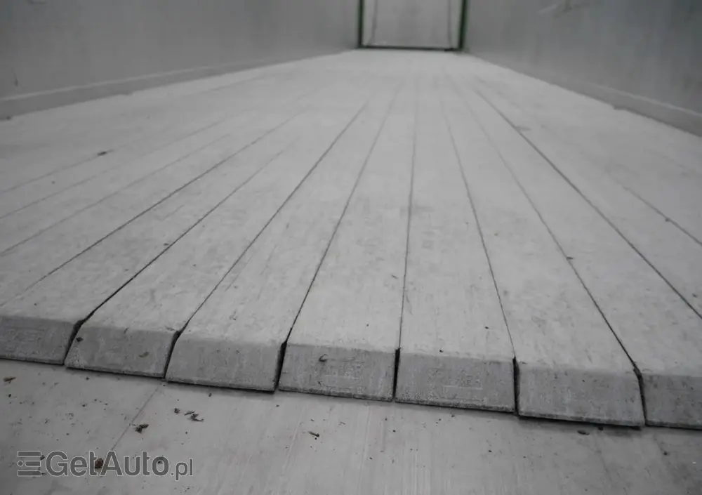 KRAKER Ruchoma Podłoga 92m3 