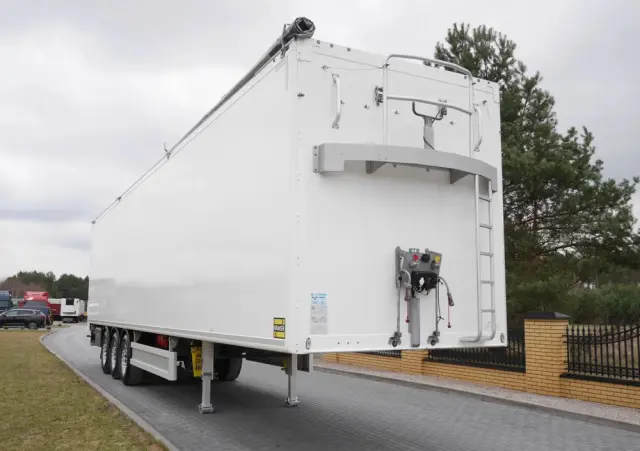 KRAKER Ruchoma Podłoga 92m3 