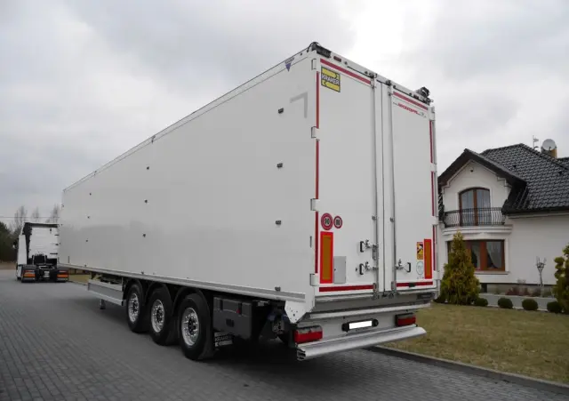 KRAKER Ruchoma Podłoga 92m3 