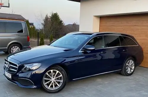 MERCEDES-BENZ Klasa E 