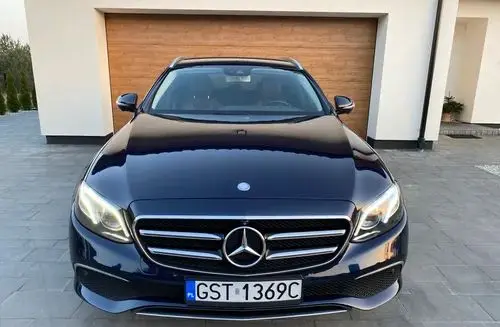 MERCEDES-BENZ Klasa E 