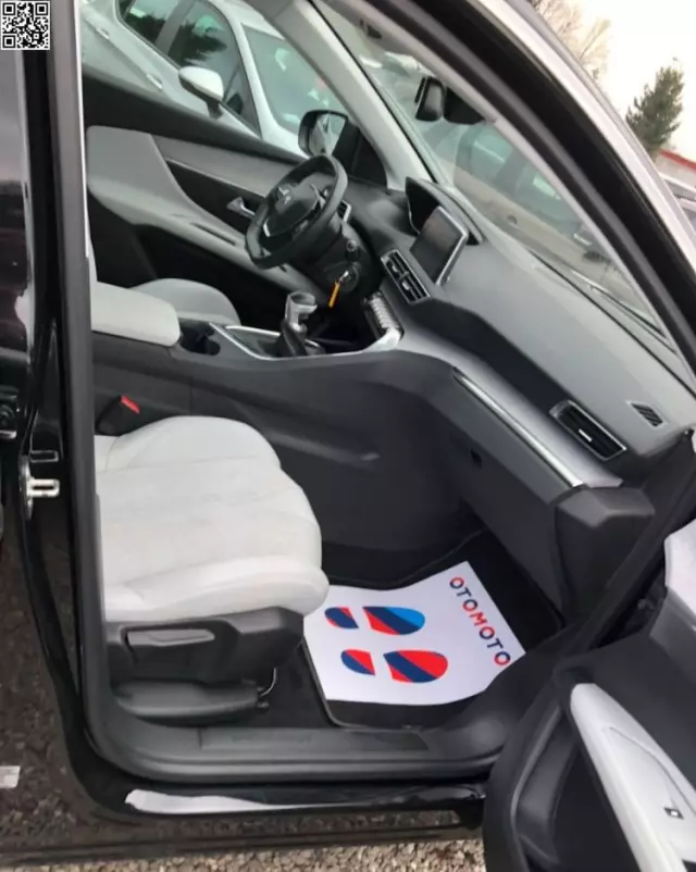 PEUGEOT 3008 1.5 BlueHDi Allure S&S