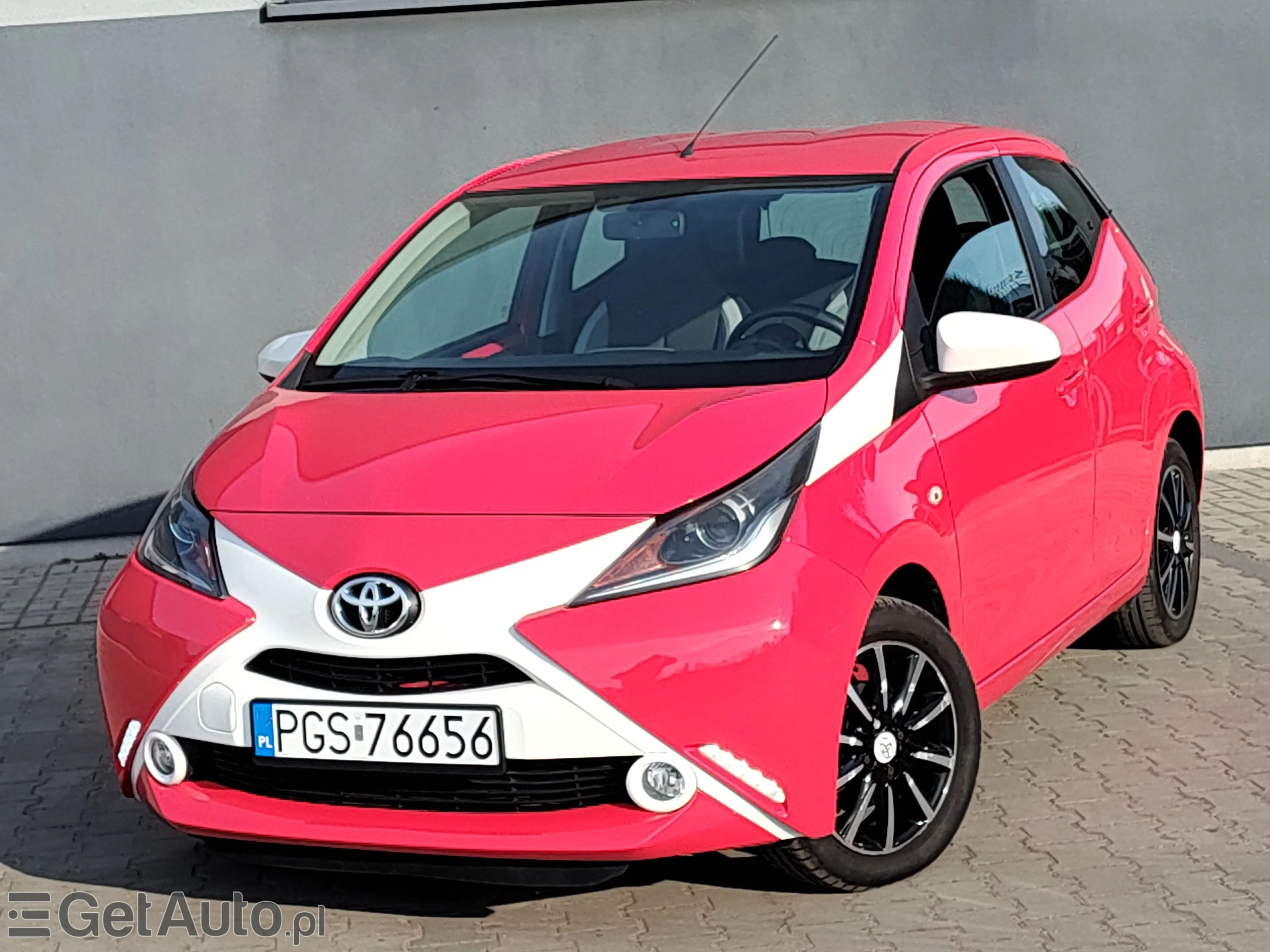 TOYOTA Aygo X-clusiv