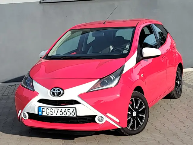 TOYOTA Aygo X-clusiv