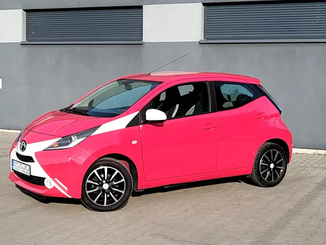 TOYOTA Aygo X-clusiv