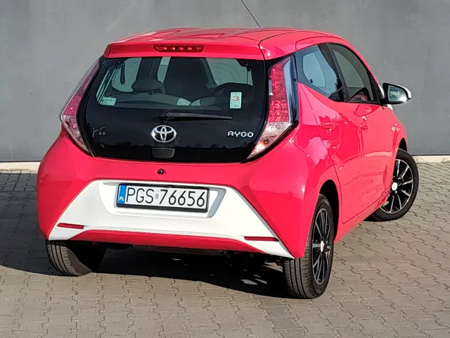 TOYOTA Aygo X-clusiv