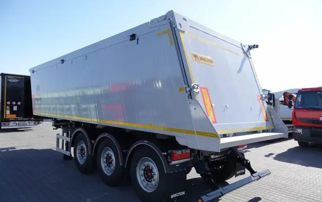 WIELTON WYWROTKA ALUMINIOWA 36 M3 / KLAPA / FABRYCZNIE NOWA 2025 ROK / PODŁOGA 7MM / OŚ PODNOSZONA / DOSTĘPNA OD RĘKI 