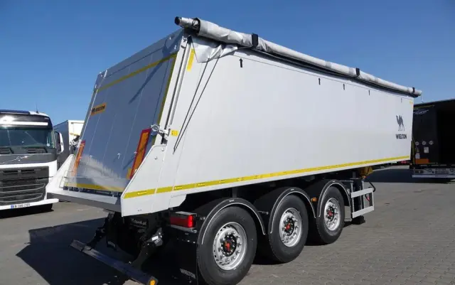 WIELTON WYWROTKA ALUMINIOWA 36 M3 / KLAPA / FABRYCZNIE NOWA 2025 ROK / PODŁOGA 7MM / OŚ PODNOSZONA / DOSTĘPNA OD RĘKI 