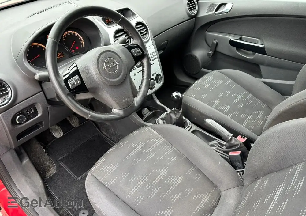 OPEL Corsa 1.2 Edition