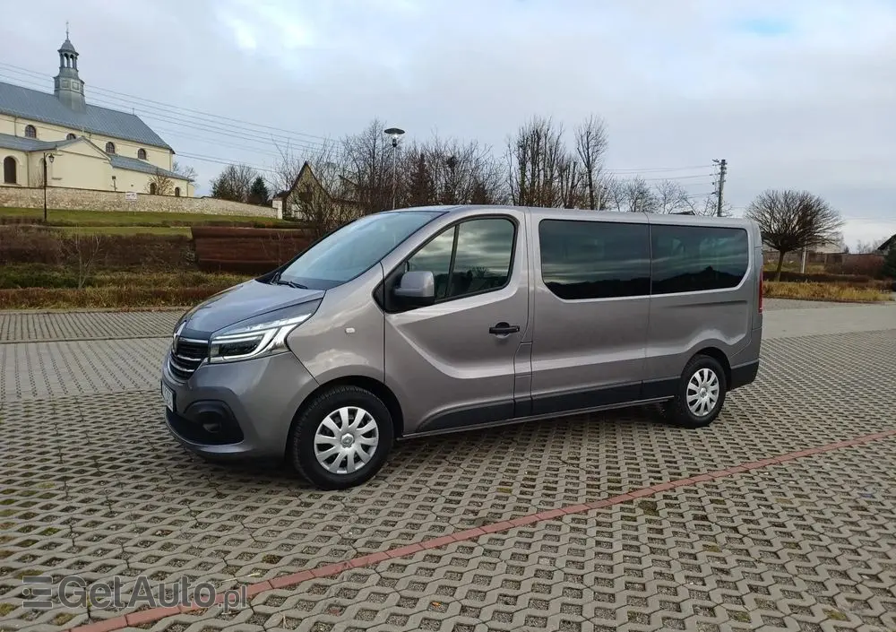 RENAULT Trafic 2.0 dCi Escapade EDC