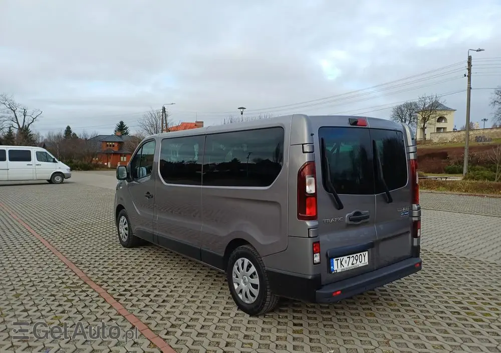 RENAULT Trafic 2.0 dCi Escapade EDC