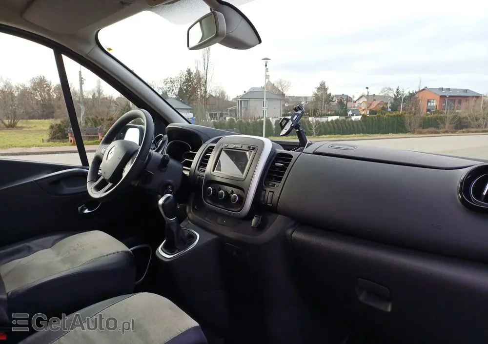 RENAULT Trafic 2.0 dCi Escapade EDC