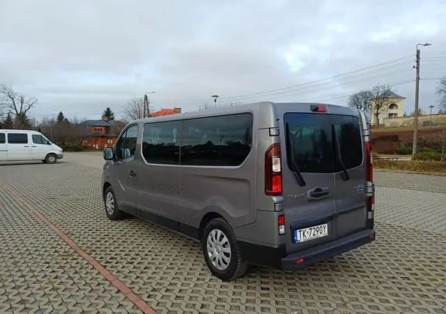 RENAULT Trafic 2.0 dCi Escapade EDC