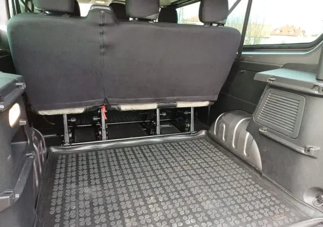 RENAULT Trafic 2.0 dCi Escapade EDC