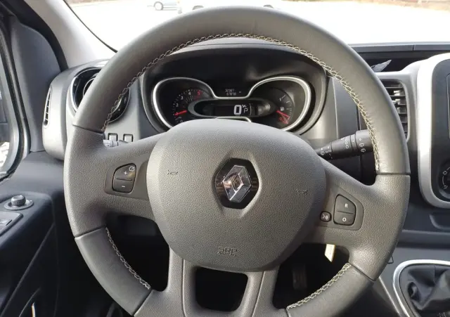 RENAULT Trafic 2.0 dCi Escapade EDC