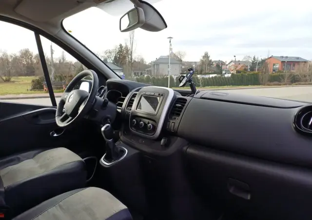 RENAULT Trafic 2.0 dCi Escapade EDC