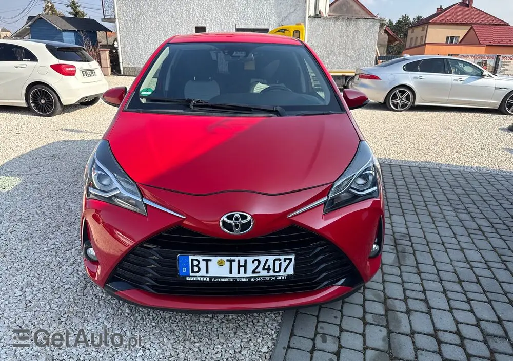 TOYOTA Yaris 