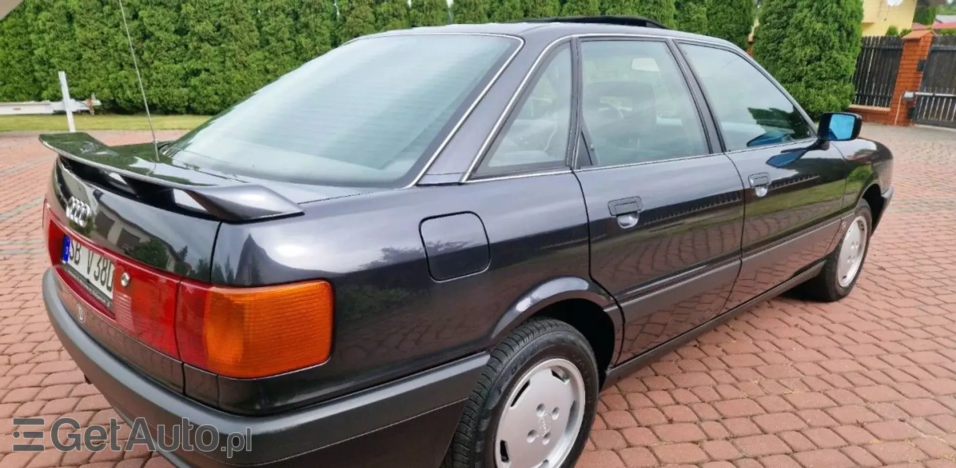 AUDI 80 