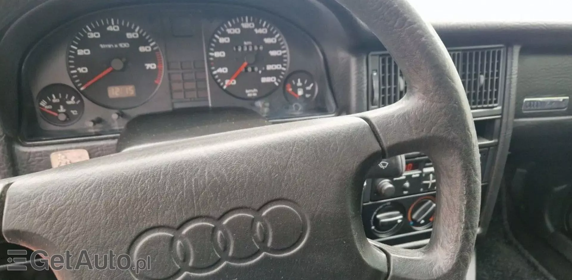 AUDI 80 