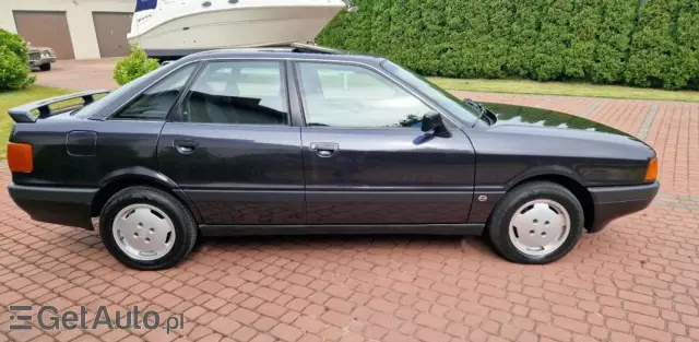 AUDI 80 