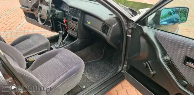 AUDI 80 