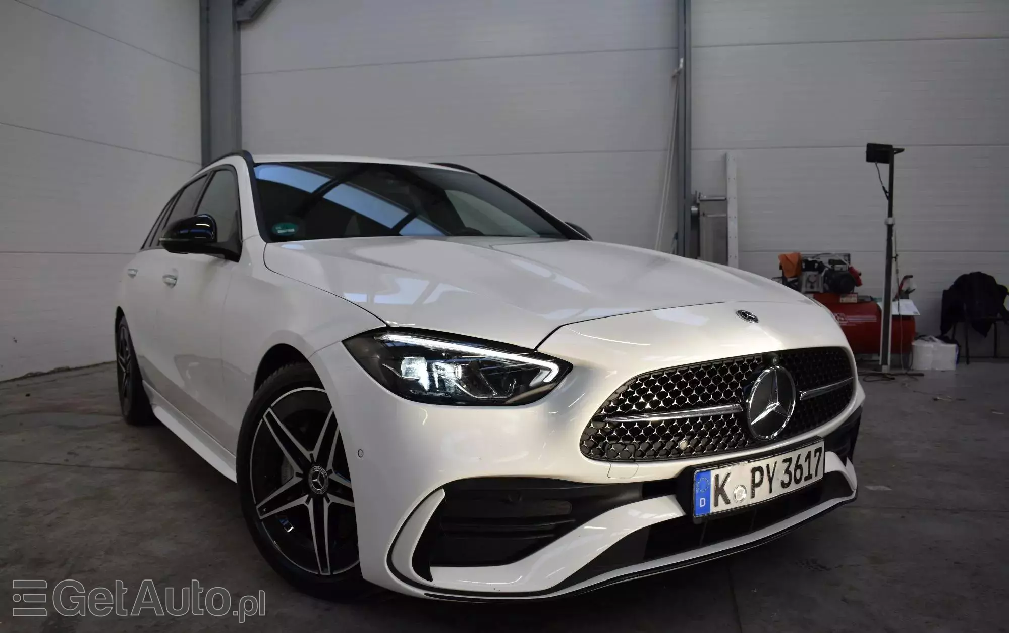 MERCEDES-BENZ Klasa C 200 d T 9G-TRONIC AMG Line