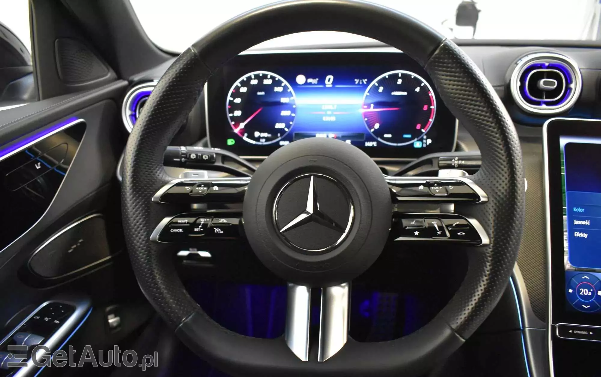 MERCEDES-BENZ Klasa C 200 d T 9G-TRONIC AMG Line