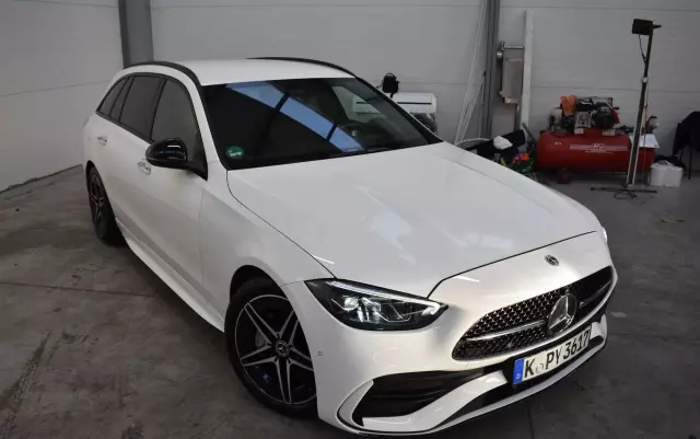 MERCEDES-BENZ Klasa C 200 d T 9G-TRONIC AMG Line