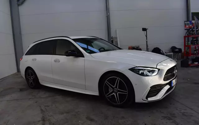 MERCEDES-BENZ Klasa C 200 d T 9G-TRONIC AMG Line