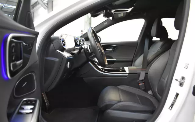 MERCEDES-BENZ Klasa C 200 d T 9G-TRONIC AMG Line