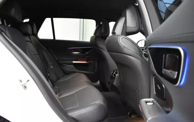 MERCEDES-BENZ Klasa C 200 d T 9G-TRONIC AMG Line