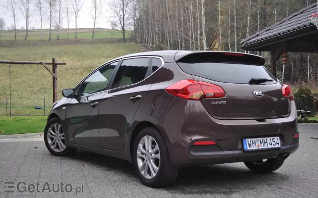 KIA Ceed 1.6 GDI Fifa World Cup Edition