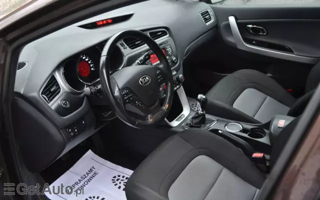 KIA Ceed 1.6 GDI Fifa World Cup Edition