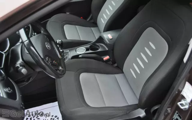 KIA Ceed 1.6 GDI Fifa World Cup Edition