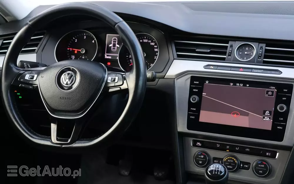VOLKSWAGEN Passat 1.6 TDI BMT Comfortline