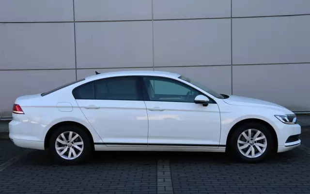 VOLKSWAGEN Passat 1.6 TDI BMT Comfortline