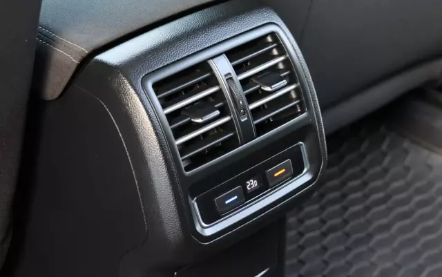 VOLKSWAGEN Passat 1.6 TDI BMT Comfortline