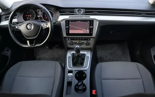 VOLKSWAGEN Passat 1.6 TDI BMT Comfortline