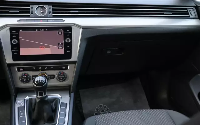 VOLKSWAGEN Passat 1.6 TDI BMT Comfortline