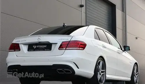 MERCEDES-BENZ Klasa E 63 AMG  