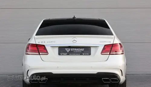MERCEDES-BENZ Klasa E 63 AMG  