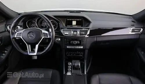 MERCEDES-BENZ Klasa E 63 AMG  