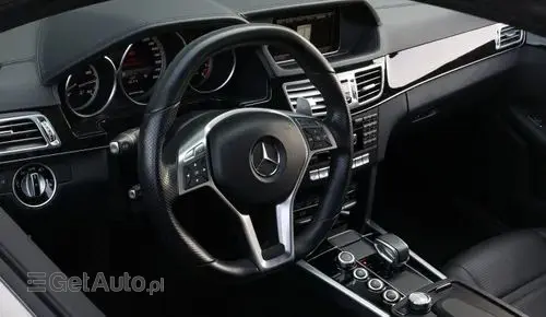 MERCEDES-BENZ Klasa E 63 AMG  