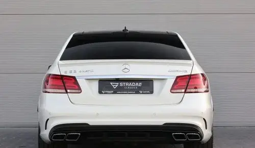 MERCEDES-BENZ Klasa E 63 AMG  
