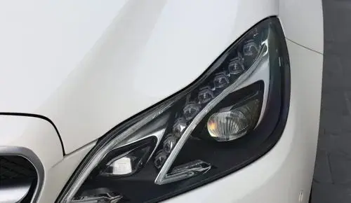 MERCEDES-BENZ Klasa E 63 AMG  