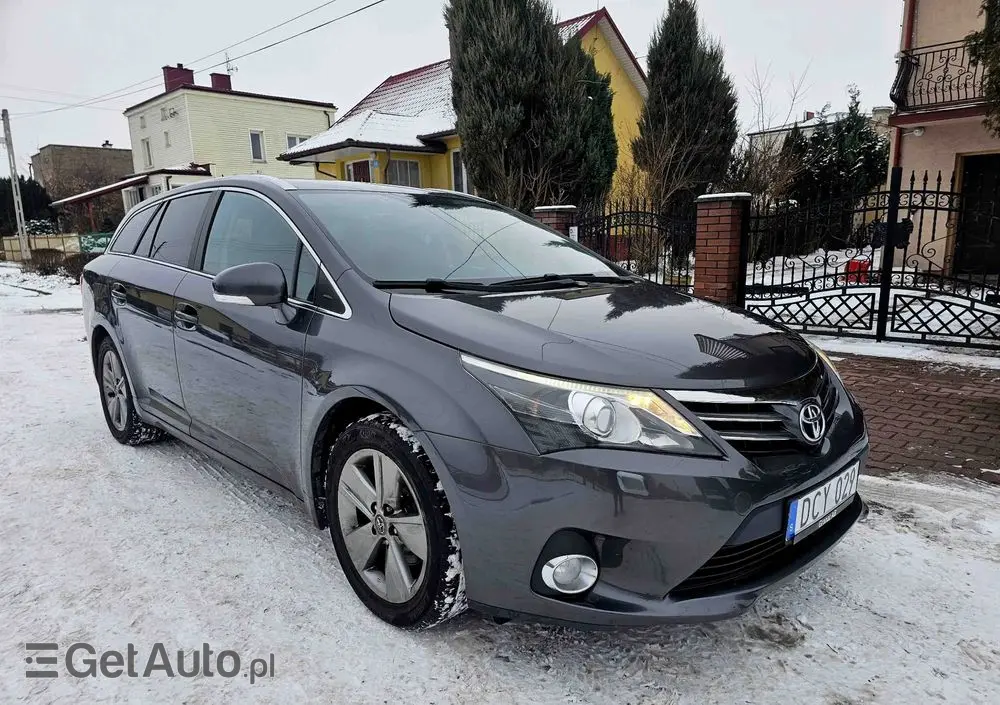TOYOTA Avensis 1.8 Premium EU5