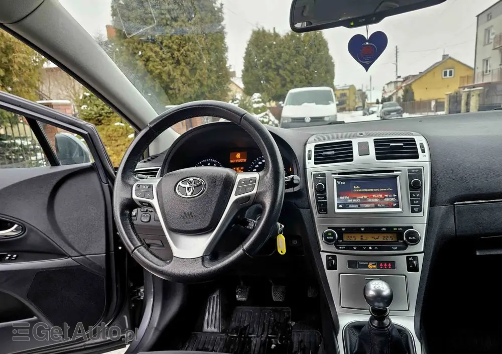 TOYOTA Avensis 1.8 Premium EU5