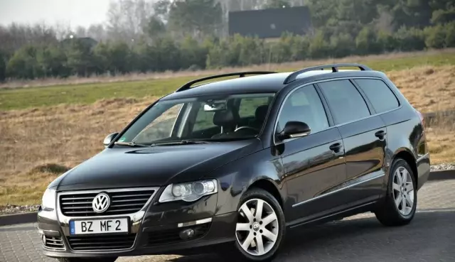 VOLKSWAGEN Passat 